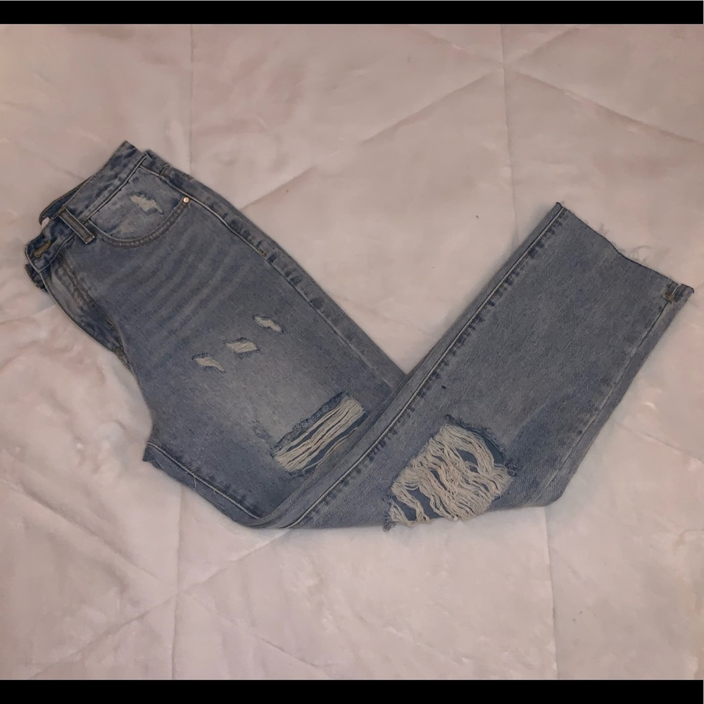 Distressed split hem jeans - Picture 2 of 3